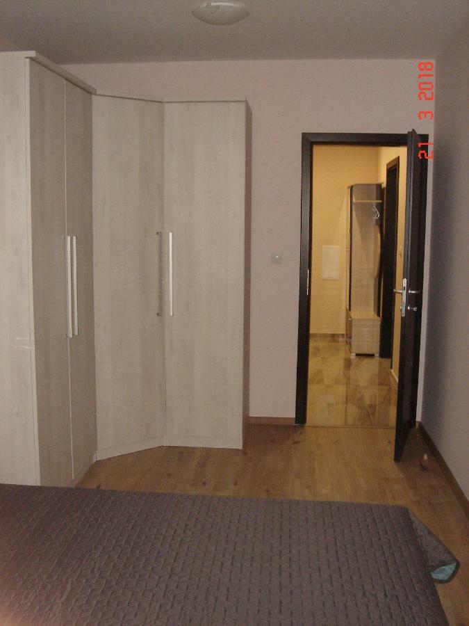 Apartment Deni Burgas Bagian luar foto